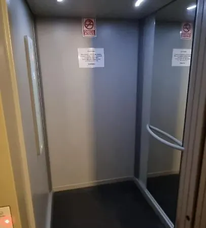 아파트 Apartament 2 Lake View Solid Cazino 마마이아