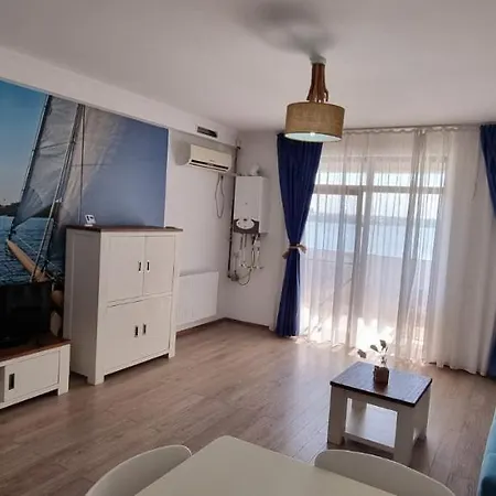 아파트 Apartament 2 Lake View Solid Cazino 마마이아