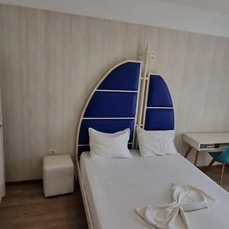 아파트 Apartament 2 Lake View Solid Cazino *