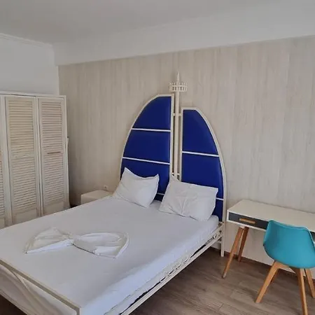 아파트 Apartament 2 Lake View Solid Cazino *